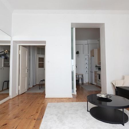 Idyllinen Valoisa Huoneisto Ullanlinnassa. Helsinki Kültér fotó